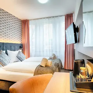 3* Szálloda Home Hotel